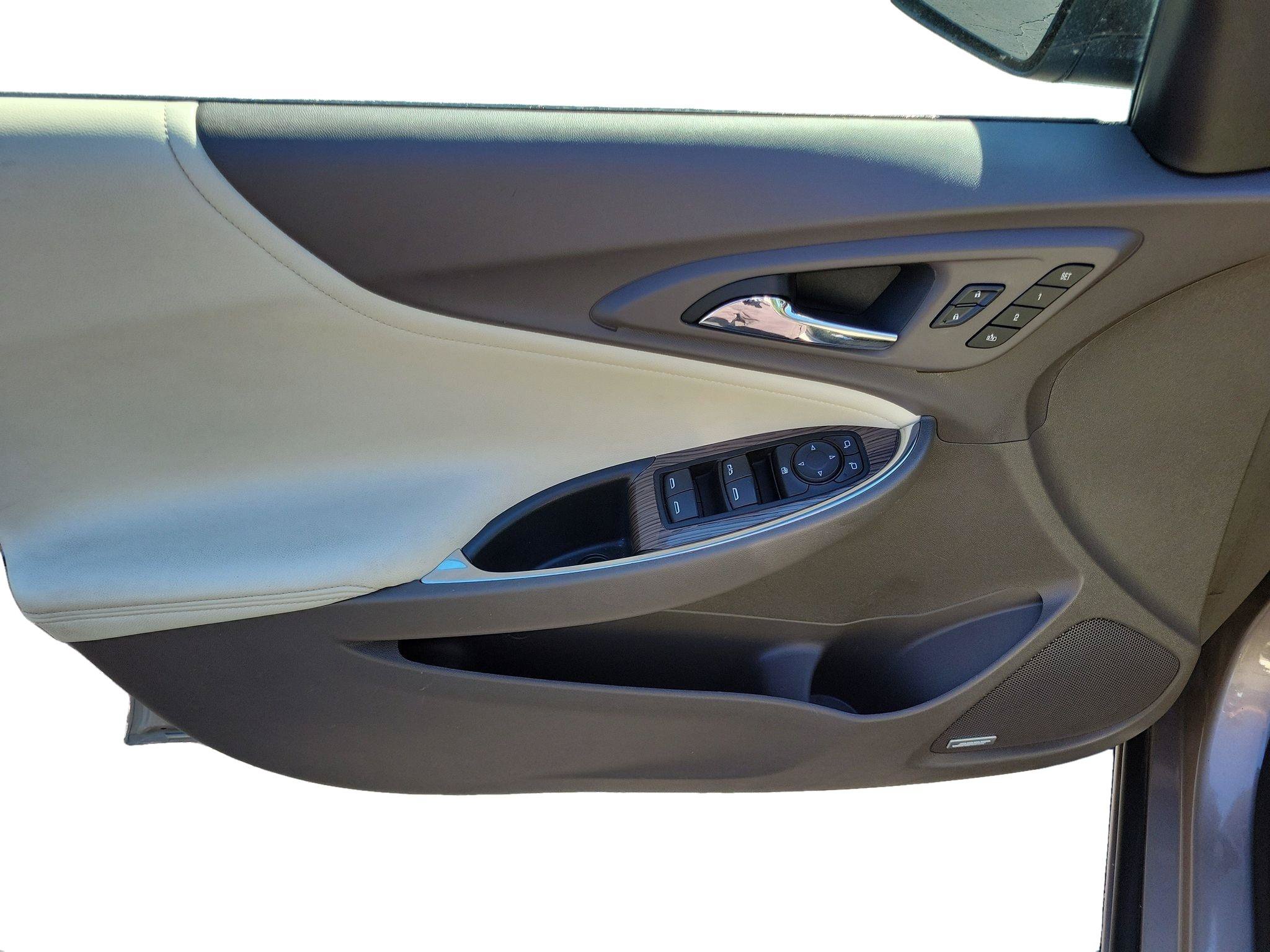 Used 2024 Chevrolet Malibu LT FWD image 8