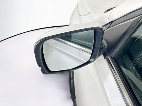 Used 2023 Honda Pilot EX-L image 16