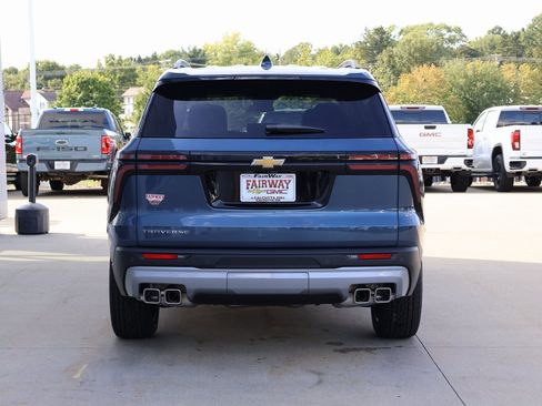 New 2026 Chevrolet Traverse LT w/ LPO, Floor Liner Package image 9
