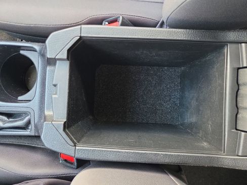 Used 2015 Toyota RAV4 LE AWD/4WD image 23