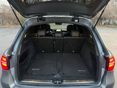 Used 2019 Mercedes-Benz GLC 300 w/ Driver Assistance Package image 30