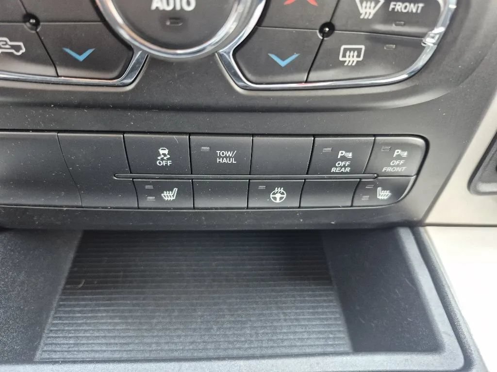 Used 2016 RAM 1500 Big Horn AWD/4WD image 26