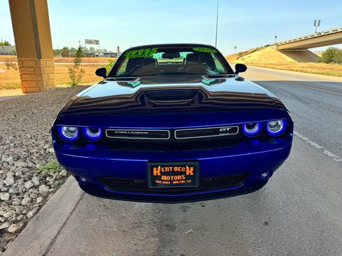Used 2020 Dodge Challenger GT w/ Plus Package AWD/4WD image 8