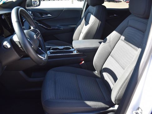 Used 2025 Chevrolet Equinox LT image 22