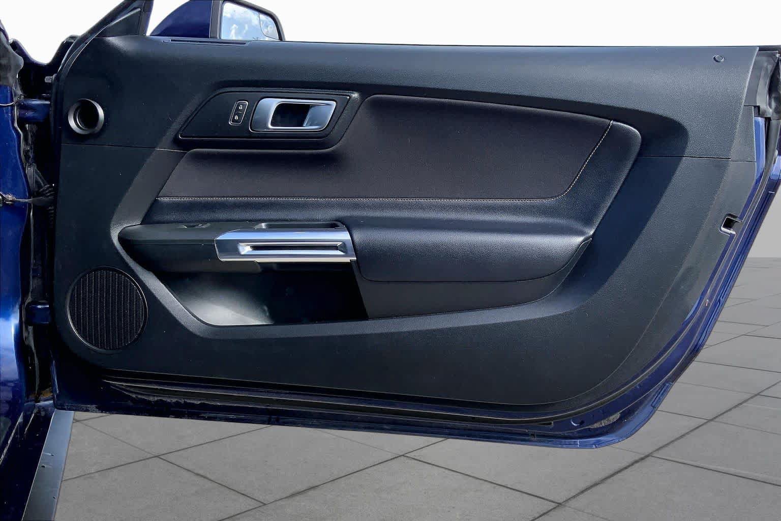Used 2019 Ford Mustang GT w/ Black Accent Package RWD image 22