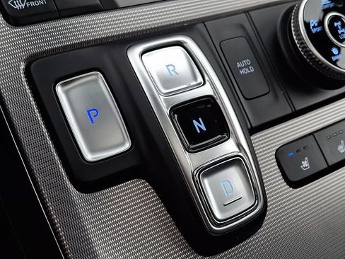 Used 2024 Hyundai Palisade AWD image 17