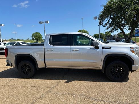 Used 2021 GMC Sierra 1500 Elevation w/ X31 Off-Road Package AWD/4WD image 7