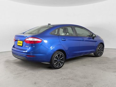 Used 2019 Ford Fiesta SE w/ Cold Weather Package image 5