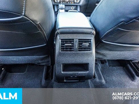 Used 2025 Mitsubishi Outlander SE FWD image 32