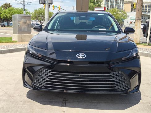 Used 2026 Toyota Camry LE FWD image 11