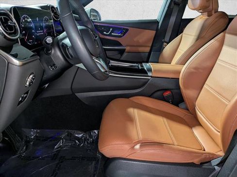 Certified 2025 Mercedes-Benz GLC 300 image 19