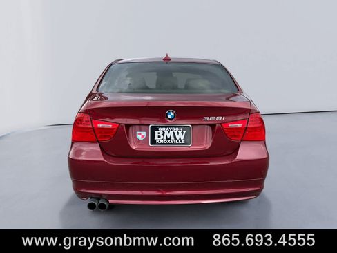 Used 2011 BMW 328i Sedan RWD image 4