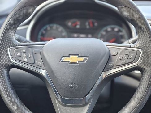 Used 2025 Chevrolet Malibu LT image 14