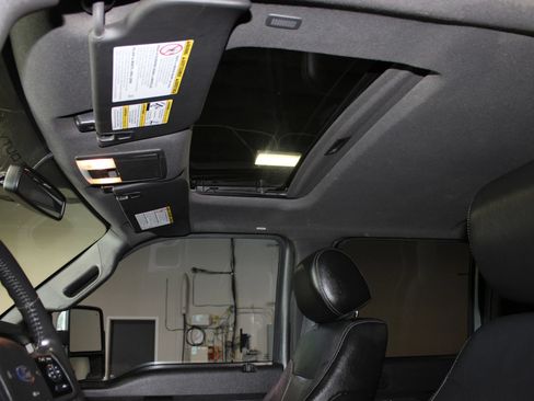 Used 2013 Ford F250 Lariat w/ Lariat Ultimate Pkg AWD/4WD image 31
