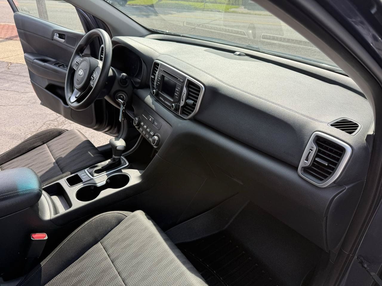 Used 2019 Kia Sportage LX FWD image 24