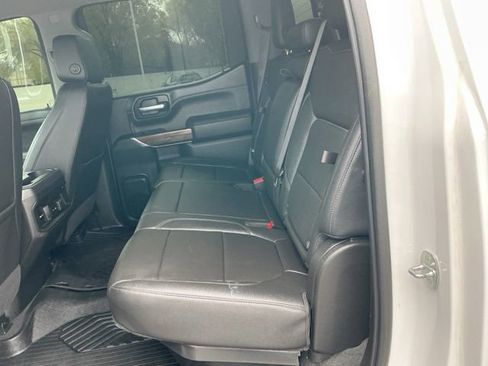 Used 2021 Chevrolet Silverado 1500 LT Trail Boss AWD/4WD image 15