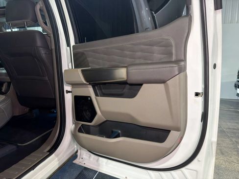 Used 2026 Ford F450 Platinum w/ Platinum Plus Package AWD/4WD image 15