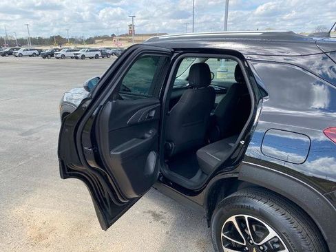 Used 2025 Chevrolet TrailBlazer LT image 27