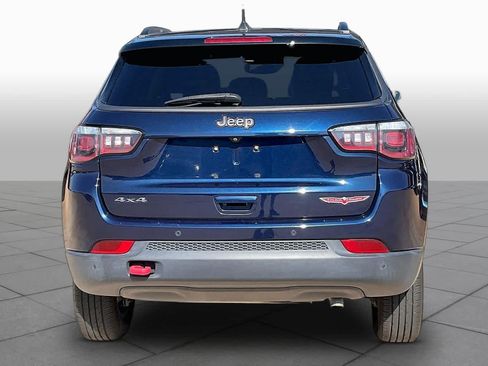 Used 2019 Jeep Compass Trailhawk w/ Leather Interior Group AWD/4WD image 5