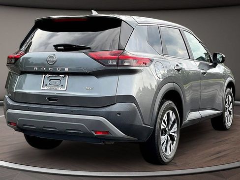 Used 2023 Nissan Rogue SV FWD image 6