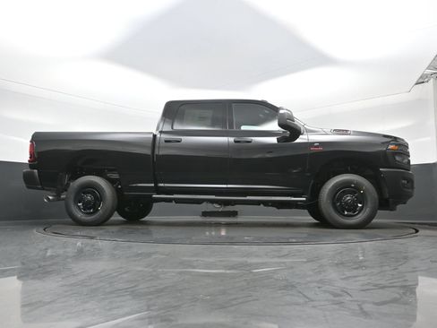 New 2027 RAM 2500 Tradesman AWD/4WD image 19