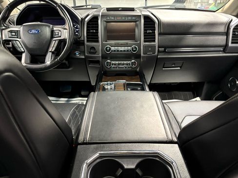 Used 2019 Ford Expedition Platinum image 21