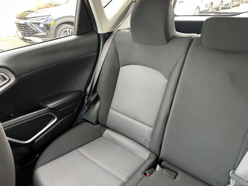 Used 2025 Kia Soul LX w/ LX Technology Package FWD image 37