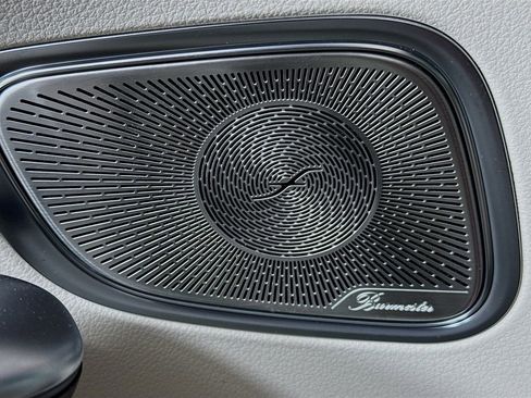 Used 2023 Mercedes-Benz GLC 300 4MATIC image 19