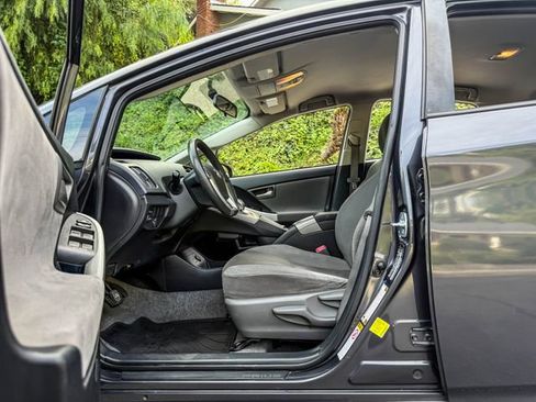 Used 2012 Toyota Prius Four image 22