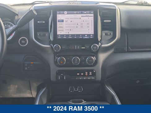 Used 2024 RAM 3500 Big Horn AWD/4WD image 20