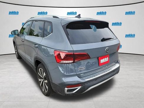 Used 2022 Volkswagen Taos SE FWD image 5