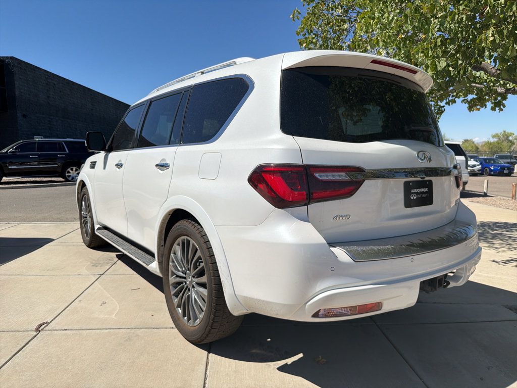 Used 2024 INFINITI QX80 Sensory AWD/4WD image 6