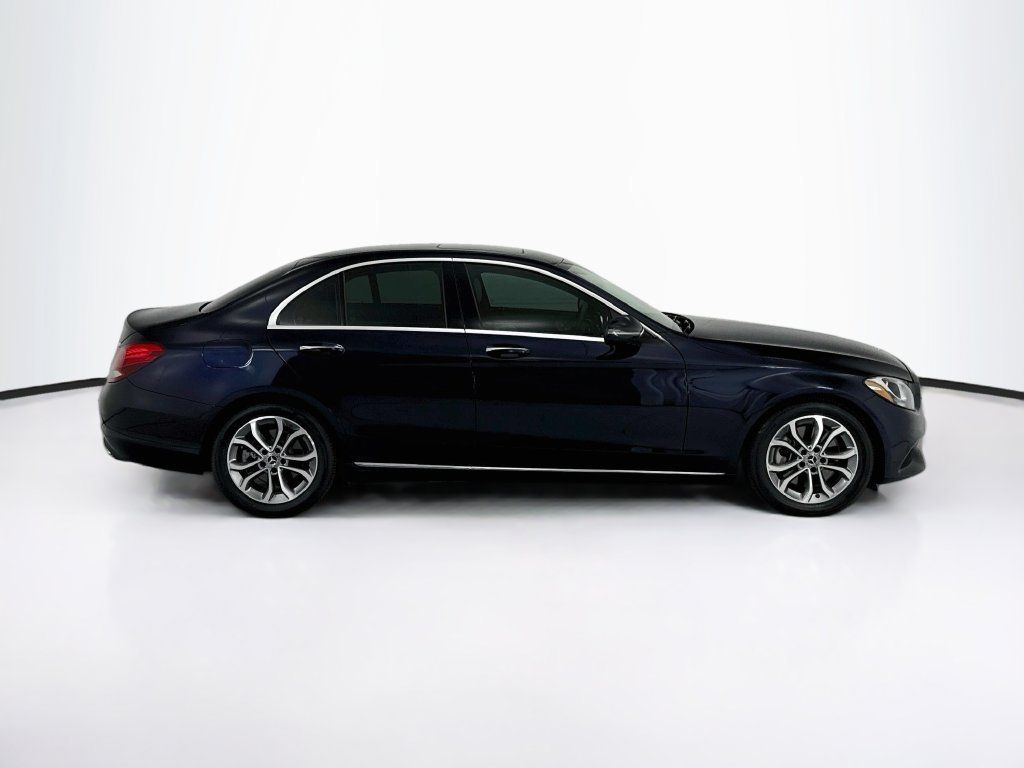 Used 2018 Mercedes-Benz C 300 Sedan image 4