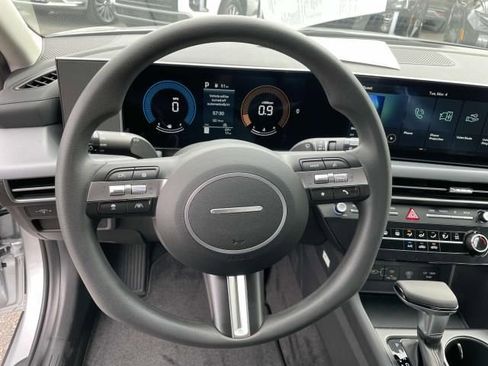 New 2025 Hyundai Sonata SE image 18