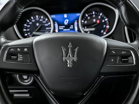 Used 2019 Maserati Ghibli S image 27