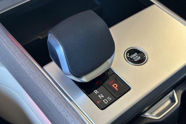 New 2026 Land Rover Range Rover SE AWD/4WD image 20