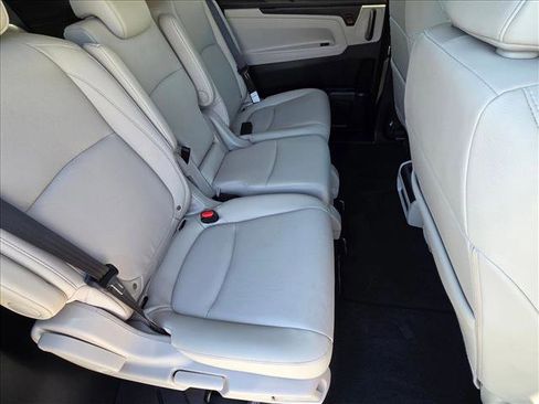 Used 2025 Honda Odyssey EX-L image 19