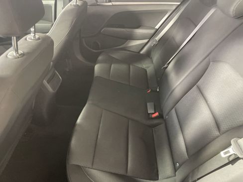 Used 2018 Hyundai Elantra SEL image 23