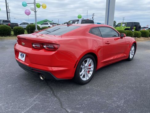 Used 2021 Chevrolet Camaro LS RWD image 7