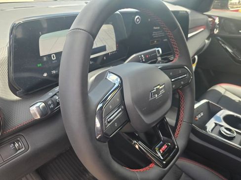 New 2026 Chevrolet Equinox RS w/ Safety and Technology Package FWD image 10