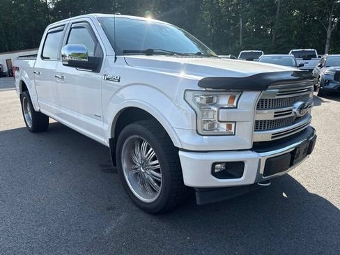 Used 2017 Ford F150 Platinum w/ Equipment Group 701A Luxury AWD/4WD image 7
