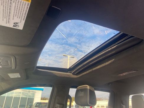 Used 2024 GMC Sierra 2500 AT4X w/ AT4X AEV Edition image 22