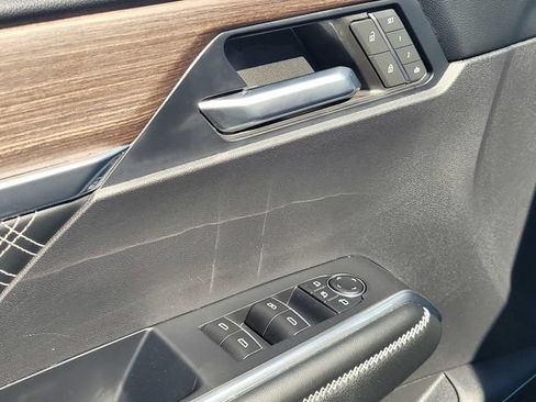 Certified 2025 GMC Acadia Denali w/ LPO, Floor Liner Package FWD image 15