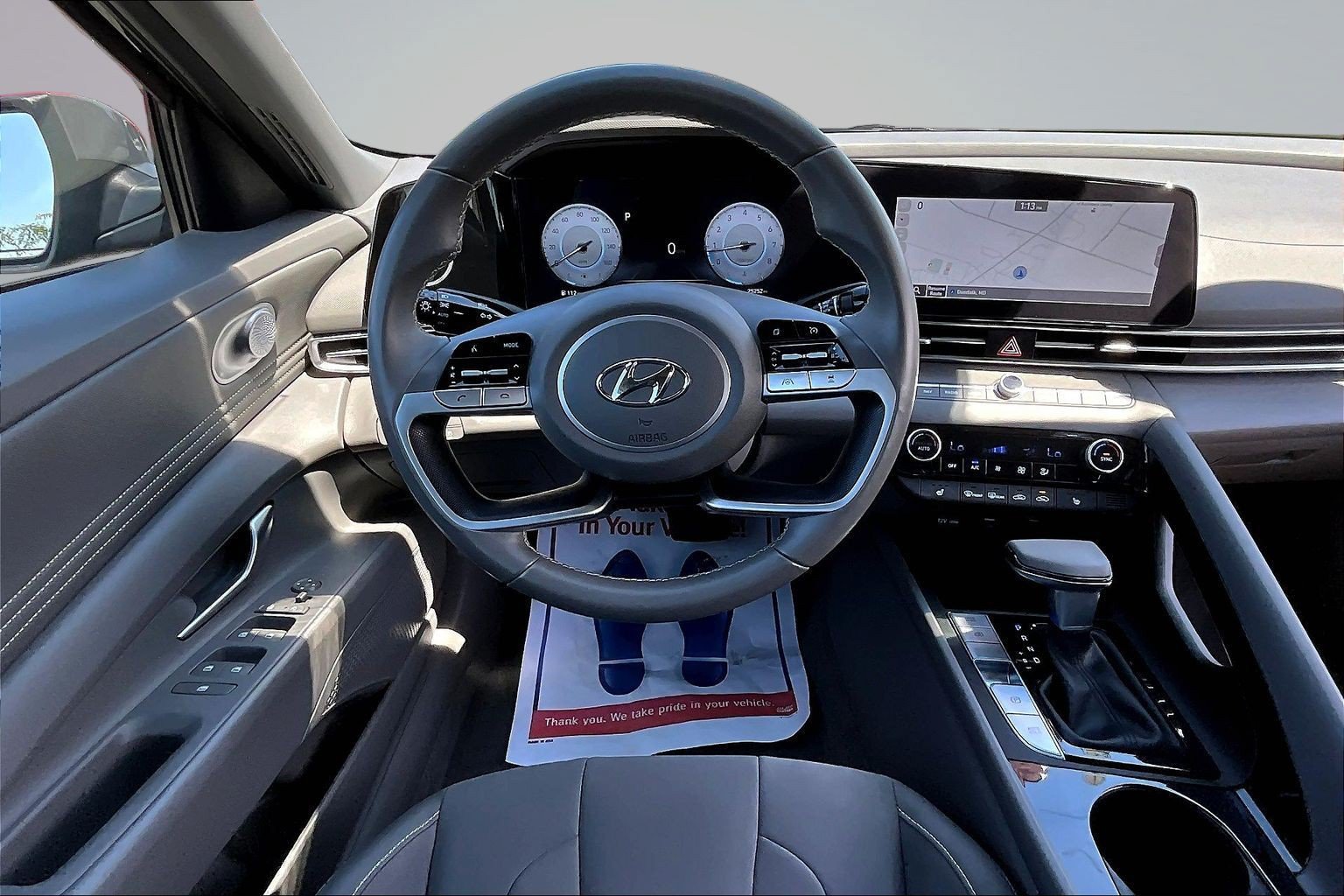 Used 2023 Hyundai Elantra SEL w/ Convenience Package FWD image 7