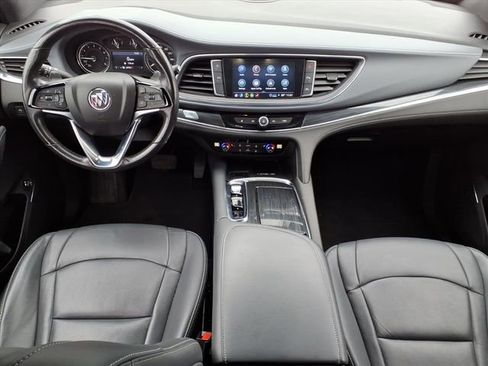 Used 2023 Buick Enclave Essence image 18