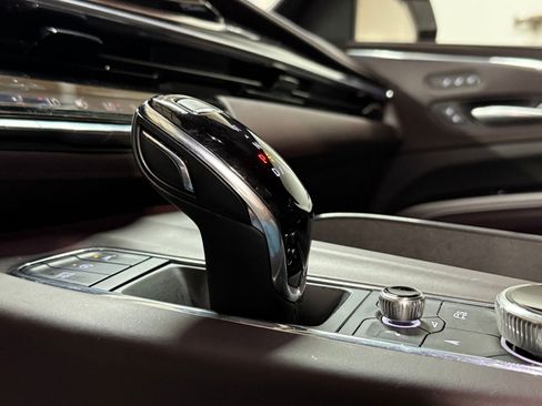 Certified 2023 Cadillac Escalade ESV Sport Platinum image 33