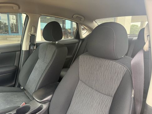 Used 2014 Nissan Sentra SV FWD image 11