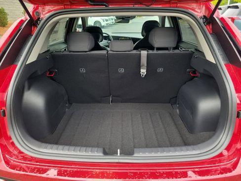 New 2026 Kia Niro LX FWD image 8