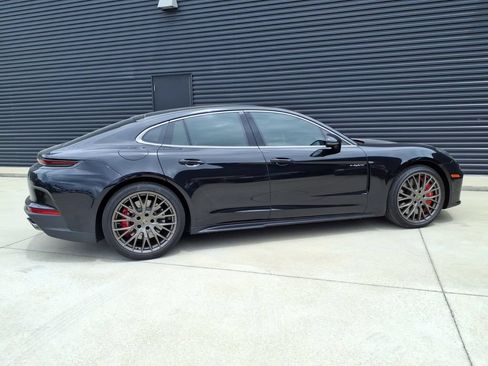 Certified 2026 Porsche Panamera Turbo AWD/4WD image 7