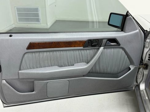 Used 1995 Mercedes-Benz E 320 Coupe image 19